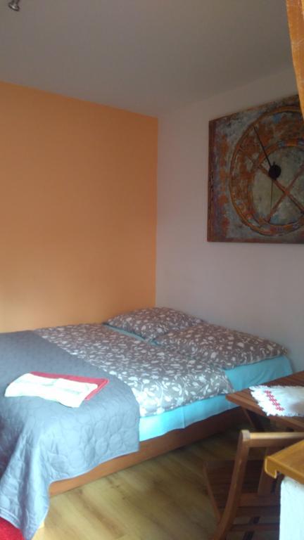 Fatrapark 1 U Sovicky Studio, Kuchynka, Kupelna,S Balkonom Gratis Parkovanie V Podzemnej Garazi 鲁容贝罗克 外观 照片