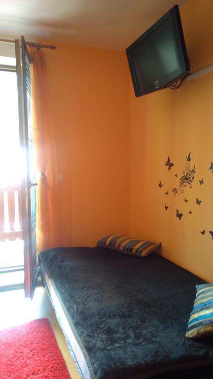 Fatrapark 1 U Sovicky Studio, Kuchynka, Kupelna,S Balkonom Gratis Parkovanie V Podzemnej Garazi 鲁容贝罗克 外观 照片